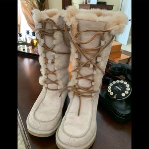 Lace Up Tall UGG Boots Leather with Fur Lining!